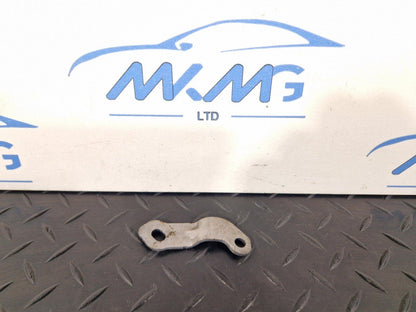 19-ON MERCEDES BENZ B CLASS W247 OM654 INTAKE EXHAUST MANIFOLD SUPPORT BRACKET