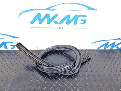 10-18 AUDI A7 4G S-LINE GENUINE ENGINE BAY BONNET RUBBER WEATHER SEAL 4G8823723A