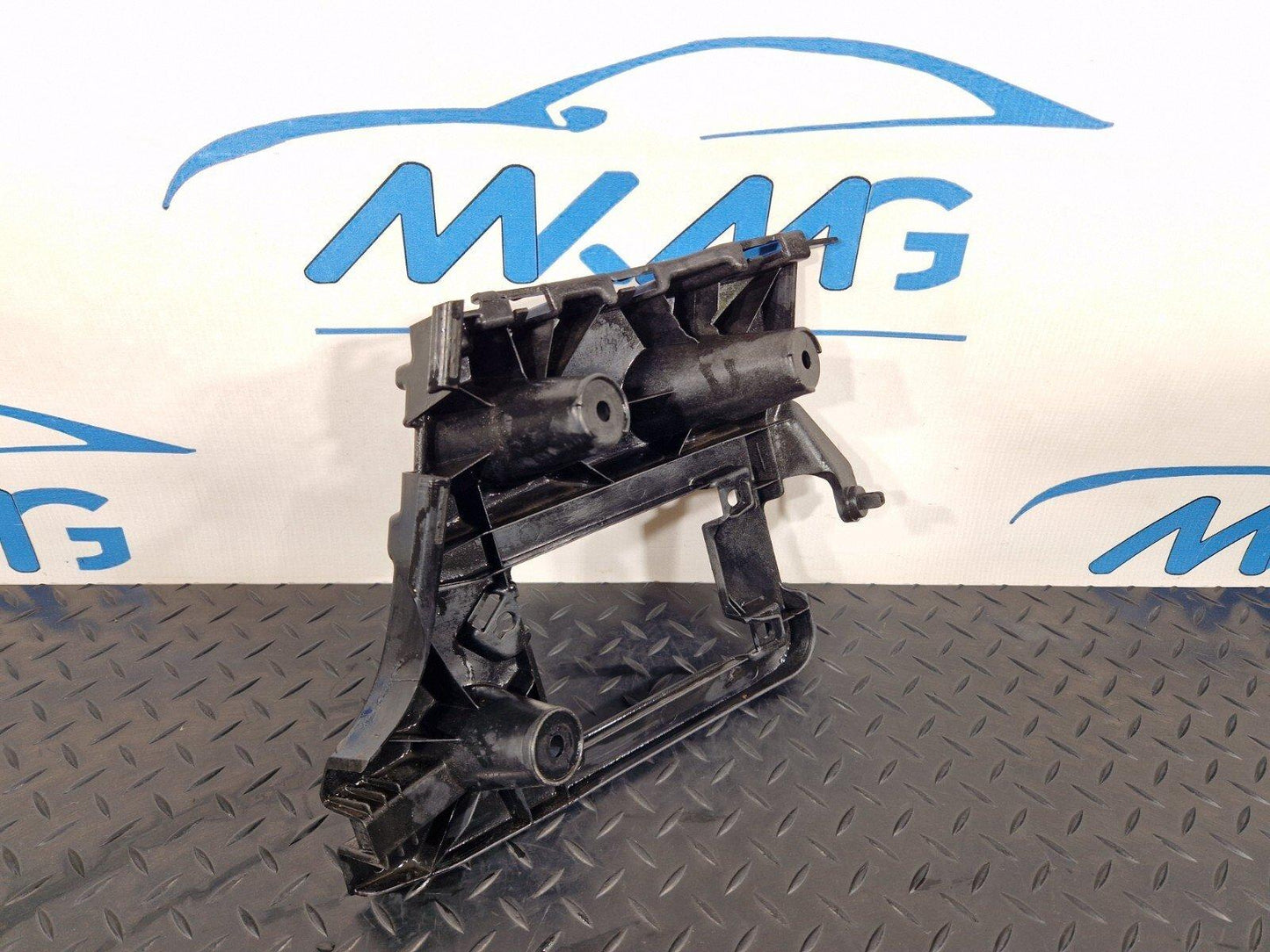 12-18 AUDI A6 C7 BUMPER MOUNT BRACKET REAR LEFT PASSENGER SIDE 4G5807393C