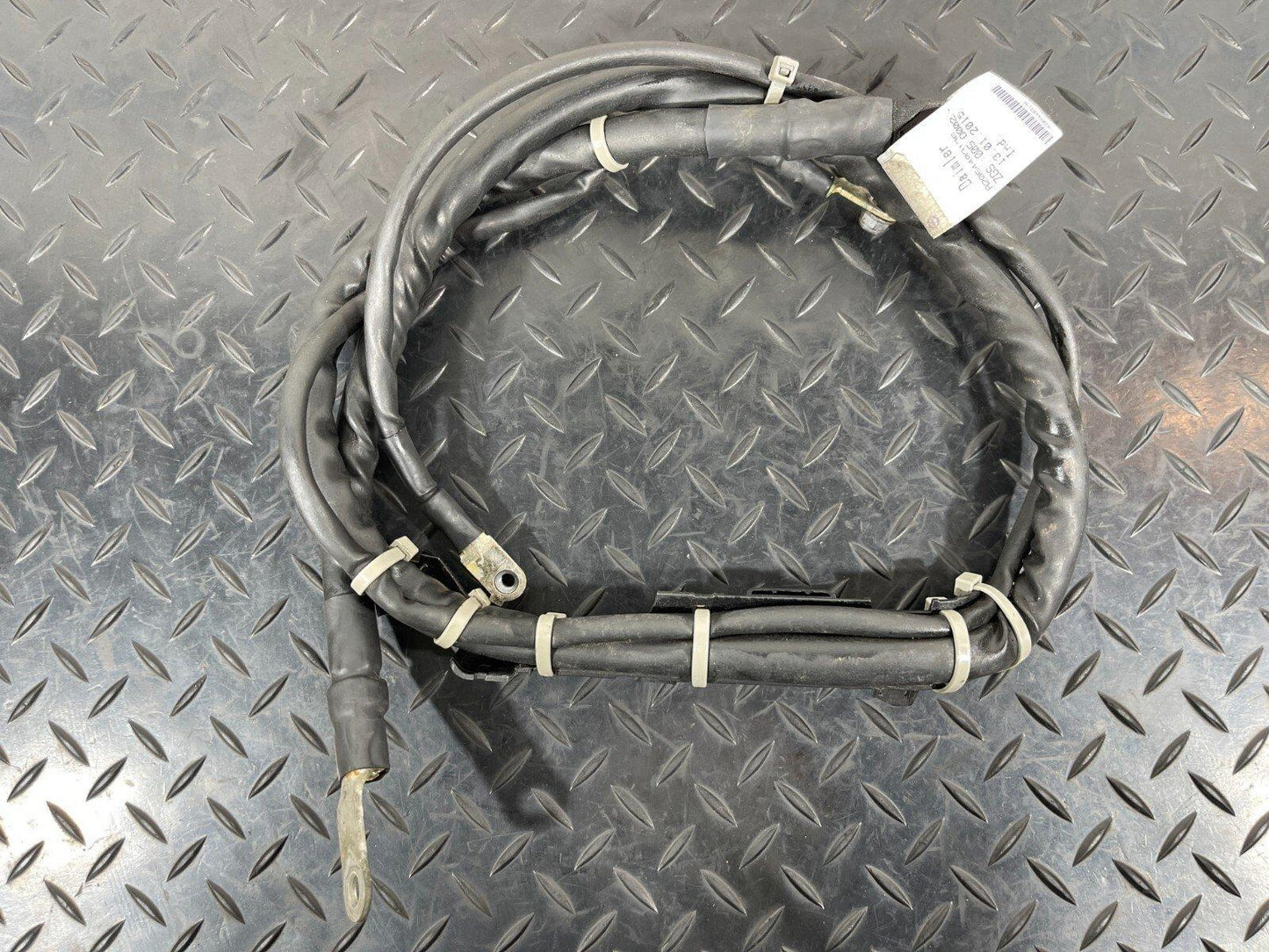 14-21 MERCEDES BENZ C300h W205 GENUINE PREFUSE BOX CABLE HARNESS A2054403136