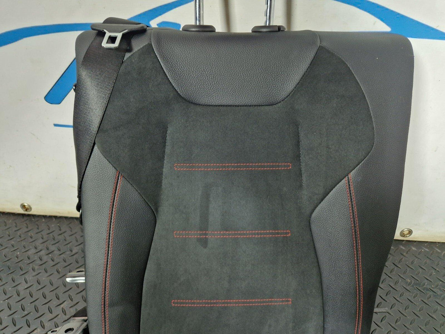 19-ON MERCEDES BENZ A CLASS EQ W177 V177 A250e REAR LEFT SEAT