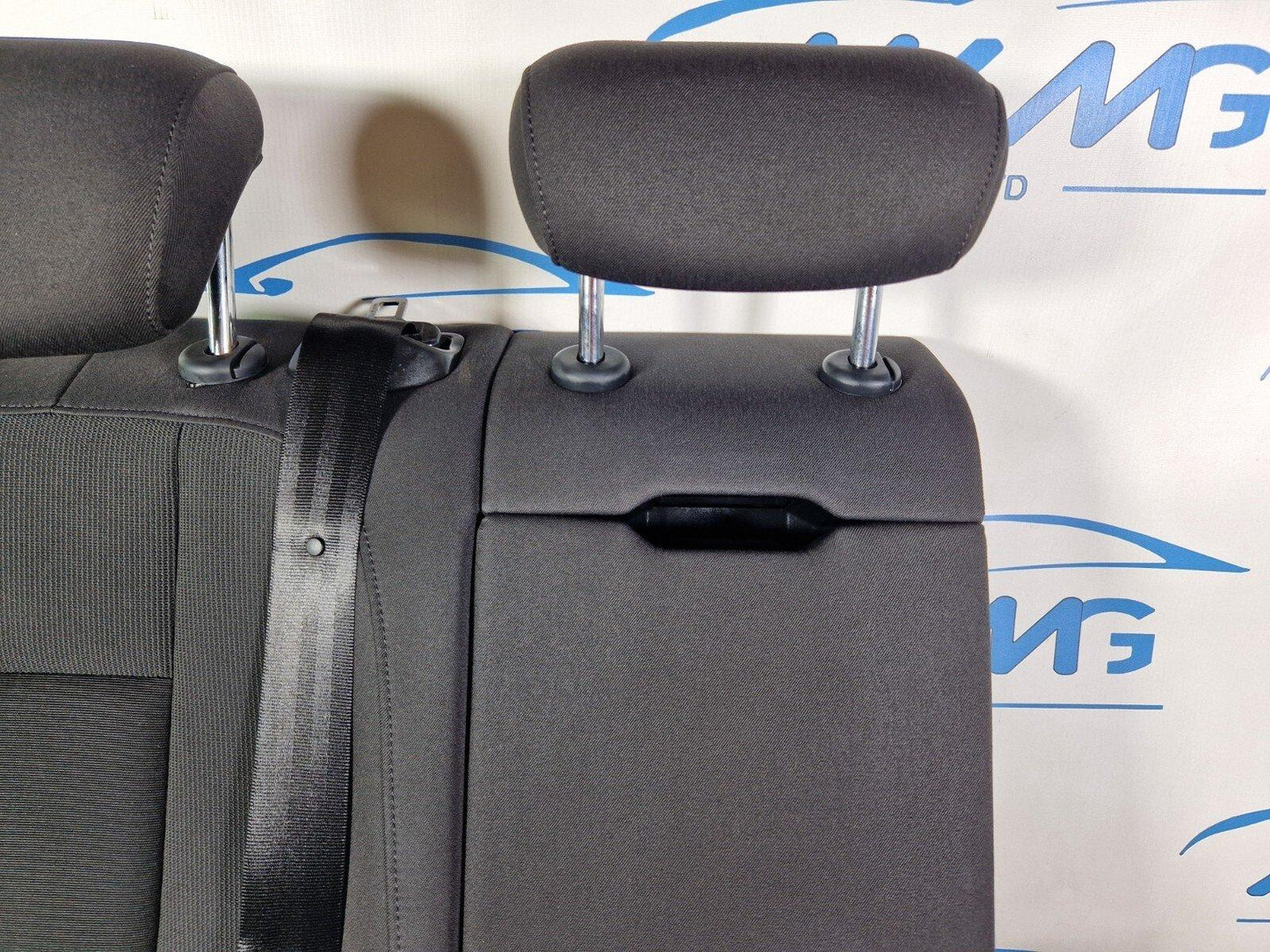 16-19 AUDI A4 B9 REAR RIGHT O/S DRIVER SIDE CLOTH SEAT BACKREST & ARMEST