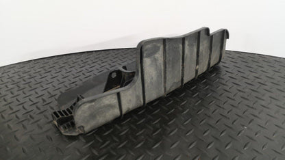 16-19 AUDI A4 B9 S-LINE SALOON 2.0TDI REAR LEFT SIDE CONTROL ARM COVER 8w0505415