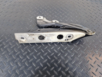 10-18 AUDI A7 4G S-LINE FRONT HOOD BONNET DRIVERS RIGHT SIDE HINGE 4G8823302D