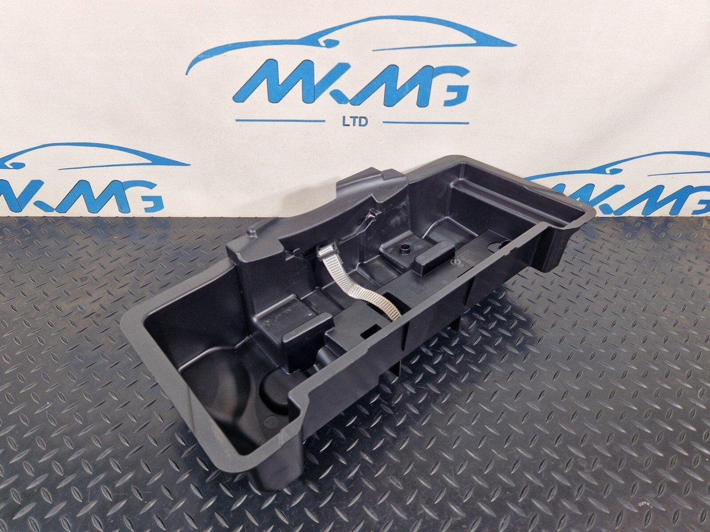 16-19 AUDI A4 B9 S-LINE GENUINE TRUNK STORAGE COMPARTMENT BOX 8W0012169