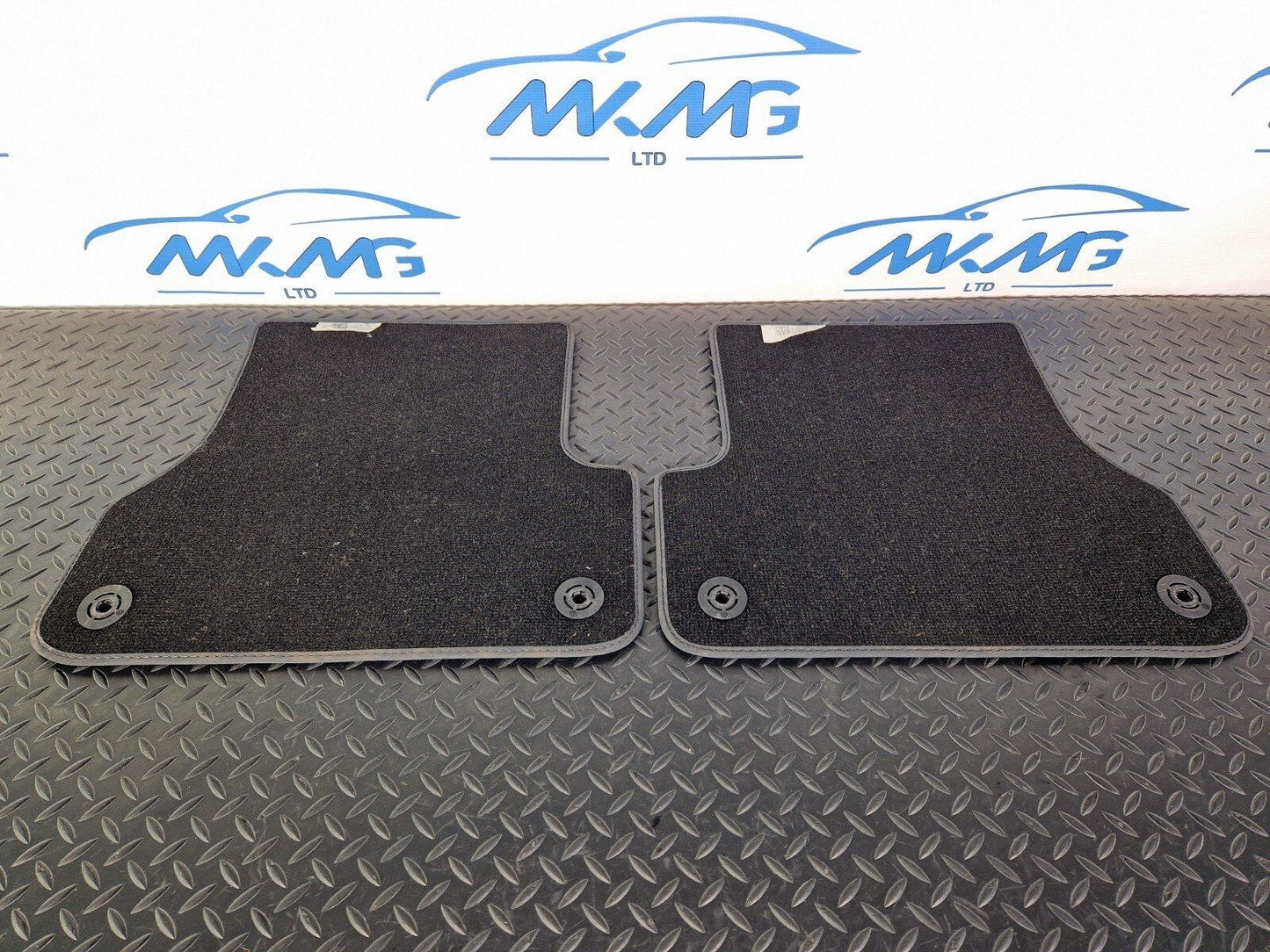 15-18 AUDI A7 4G GENUINE SET OF 2 REAR RIGHT & LEFT FLOOR BLACK MATS 4G0864450