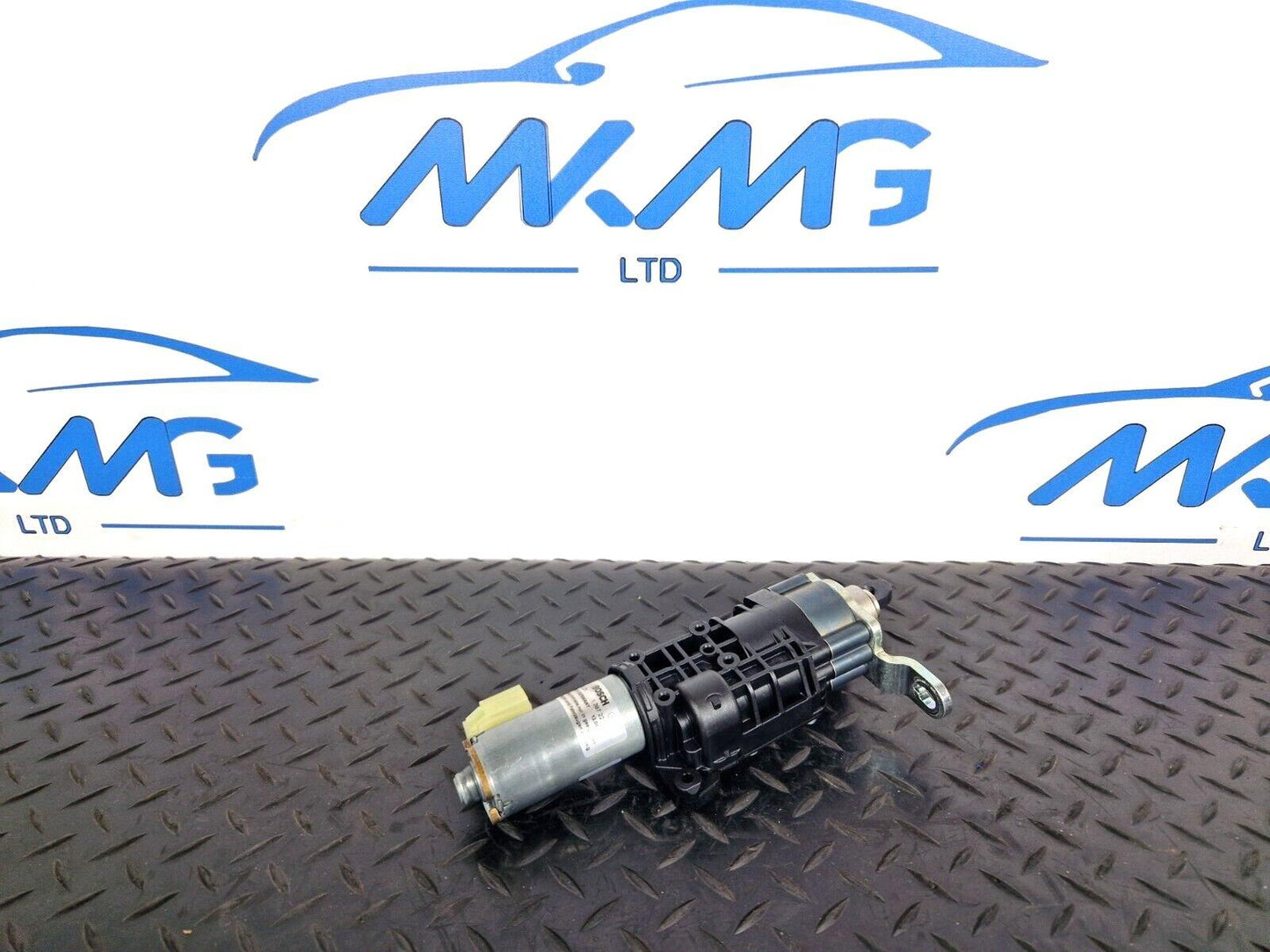 16-19 AUDI A4 B9 GENUINE REAR LEFT TAILGATE LIFT MOTOR 8W9827851A