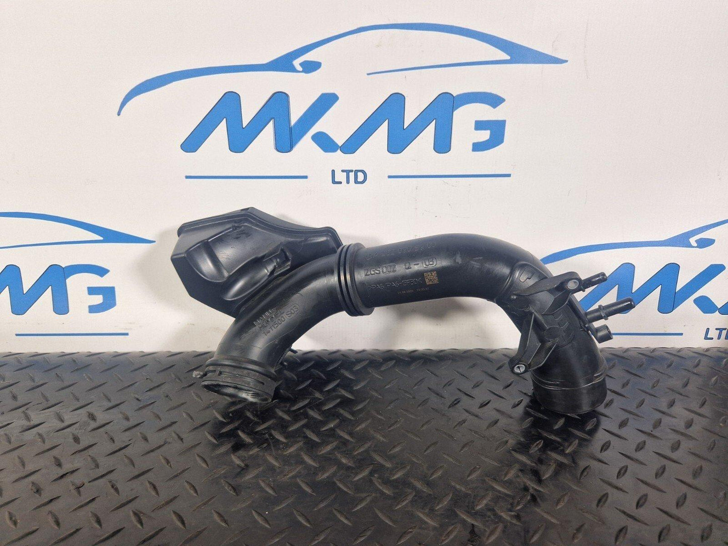 19-ON MERCEDES BENZ A CLASS EQ W177 AIR FILTER TUBE HOSE PIPE A2820905900