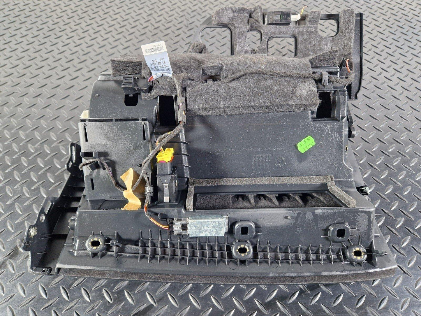 16-24 AUDI A5 F5 GENUINE DASHBOARD GLOVE BOX 8W2857035