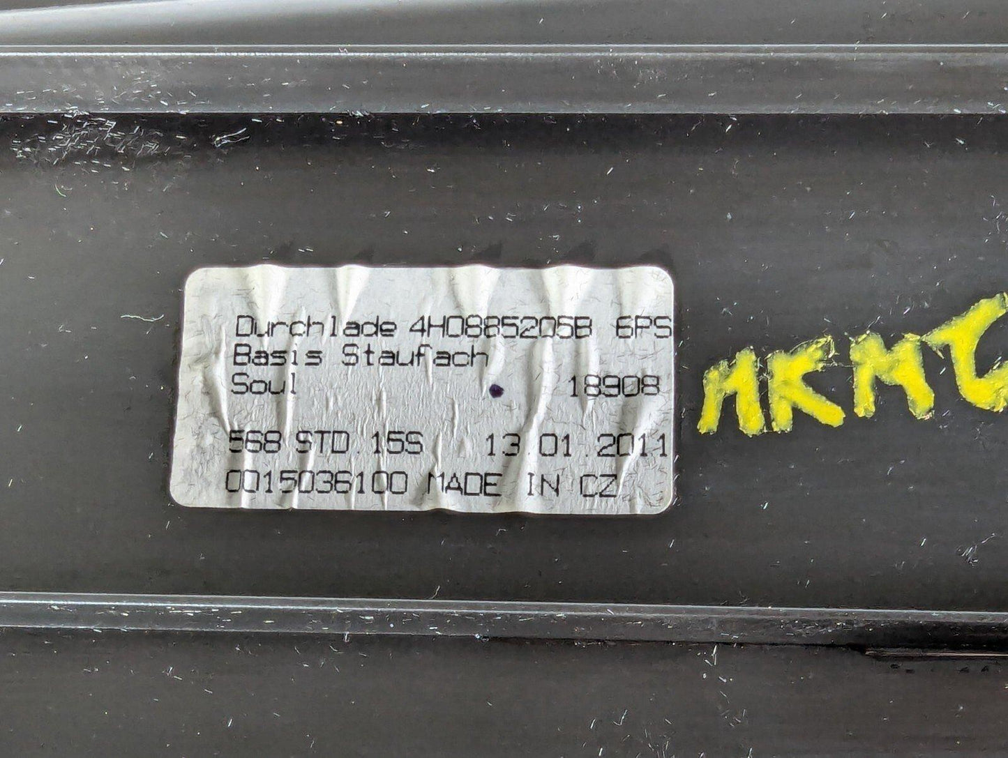 10-17 AUDI A8 4H REAR BOOT STORAGE BOX 4H0885205