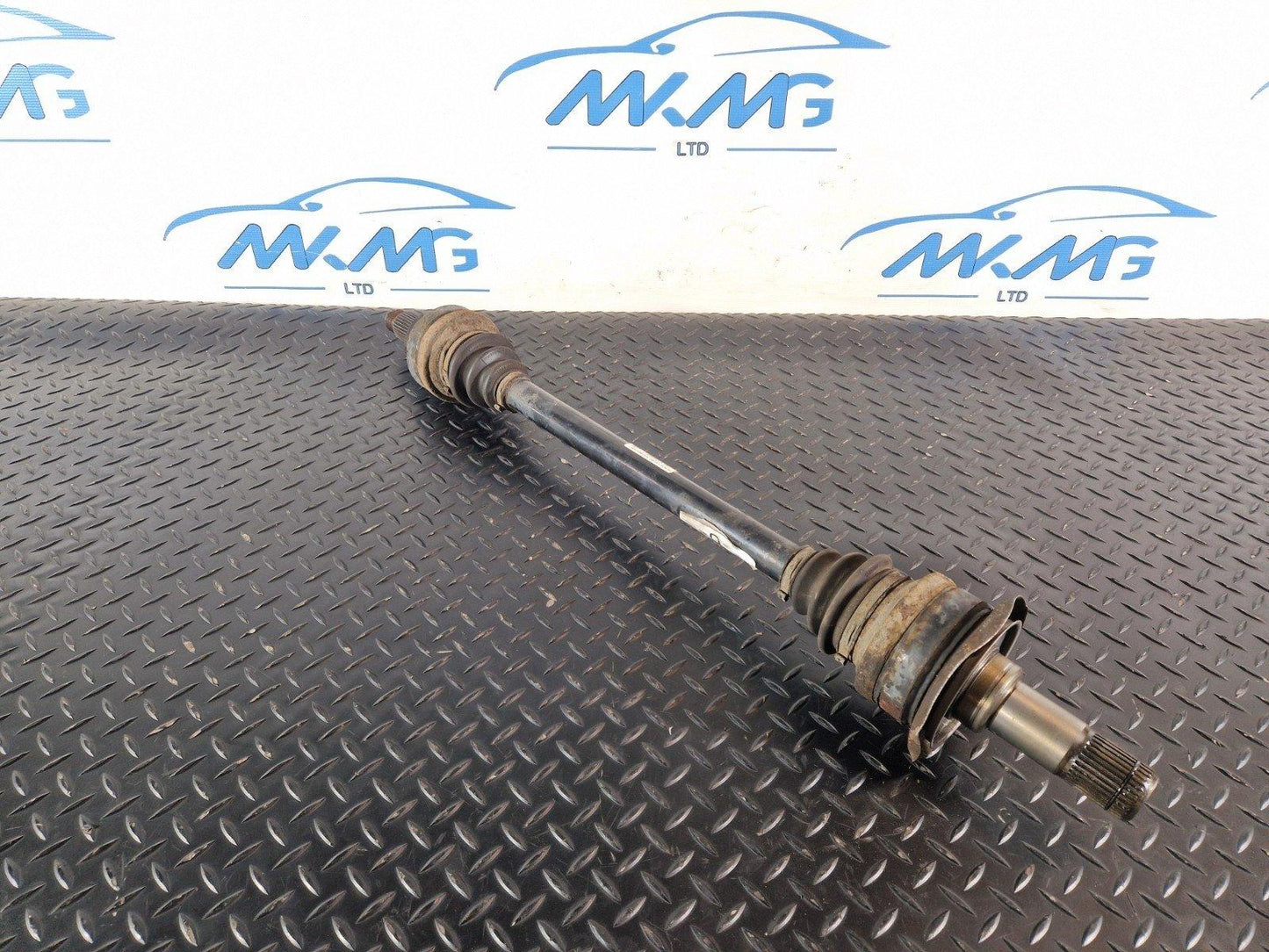 11-18 BMW 6 SERIES F13 N57 REAR AXLE LEFT OUTPUT DRIVE SHAFT DRIVESHAFT 7566075