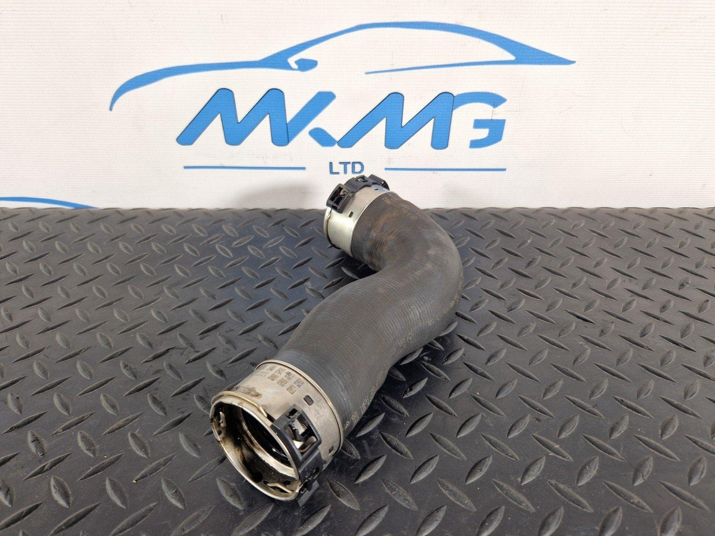 12-18 AUDI A6 C7 2.0 DIESEL CGLC/CGL GENUINE INTERCOOLER PIPE HOSE A4475280682