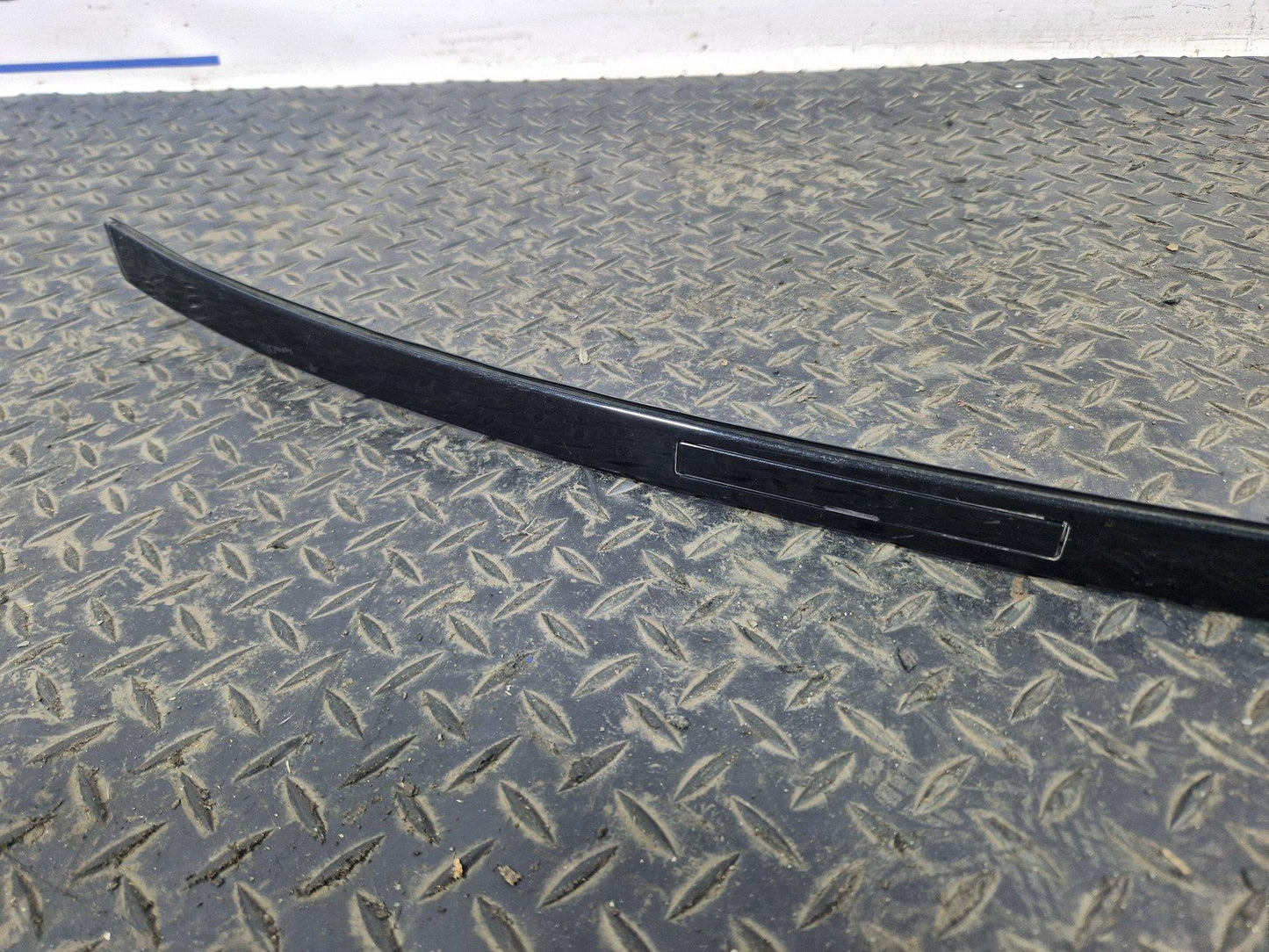 BMW 1 Series F20 F21 Right Driver Side Roof Rail Trim Genuine 7240686