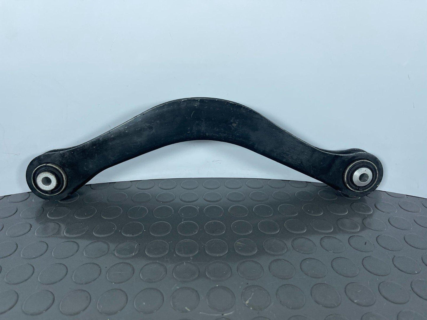 16-19 AUDI A4 B9 GENUINE REAR RIGHT OSR WISHBONE CONTROL ARM 8W0505371