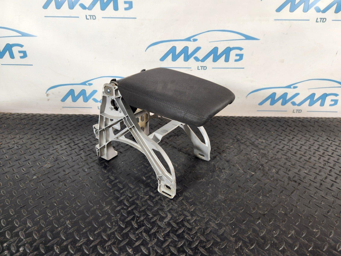 AUDI A5 F5 GENUINE CENTRE CONSOLE ARM REST 8W0864283A