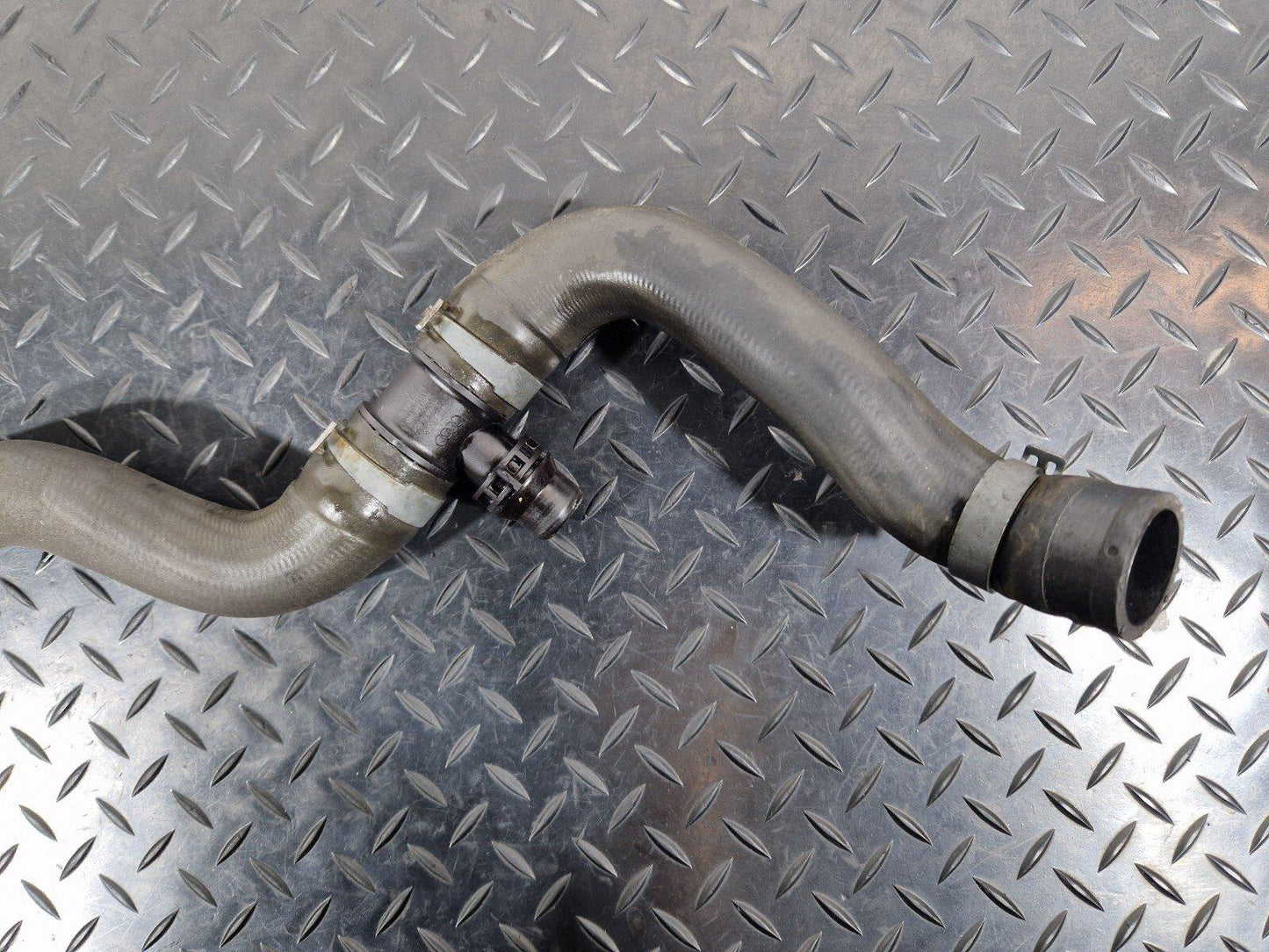 16-23 AUDI A5 F5 SPORTBACK S-LINE GENUINE WATER COOLANT PIPE 8W0122293H