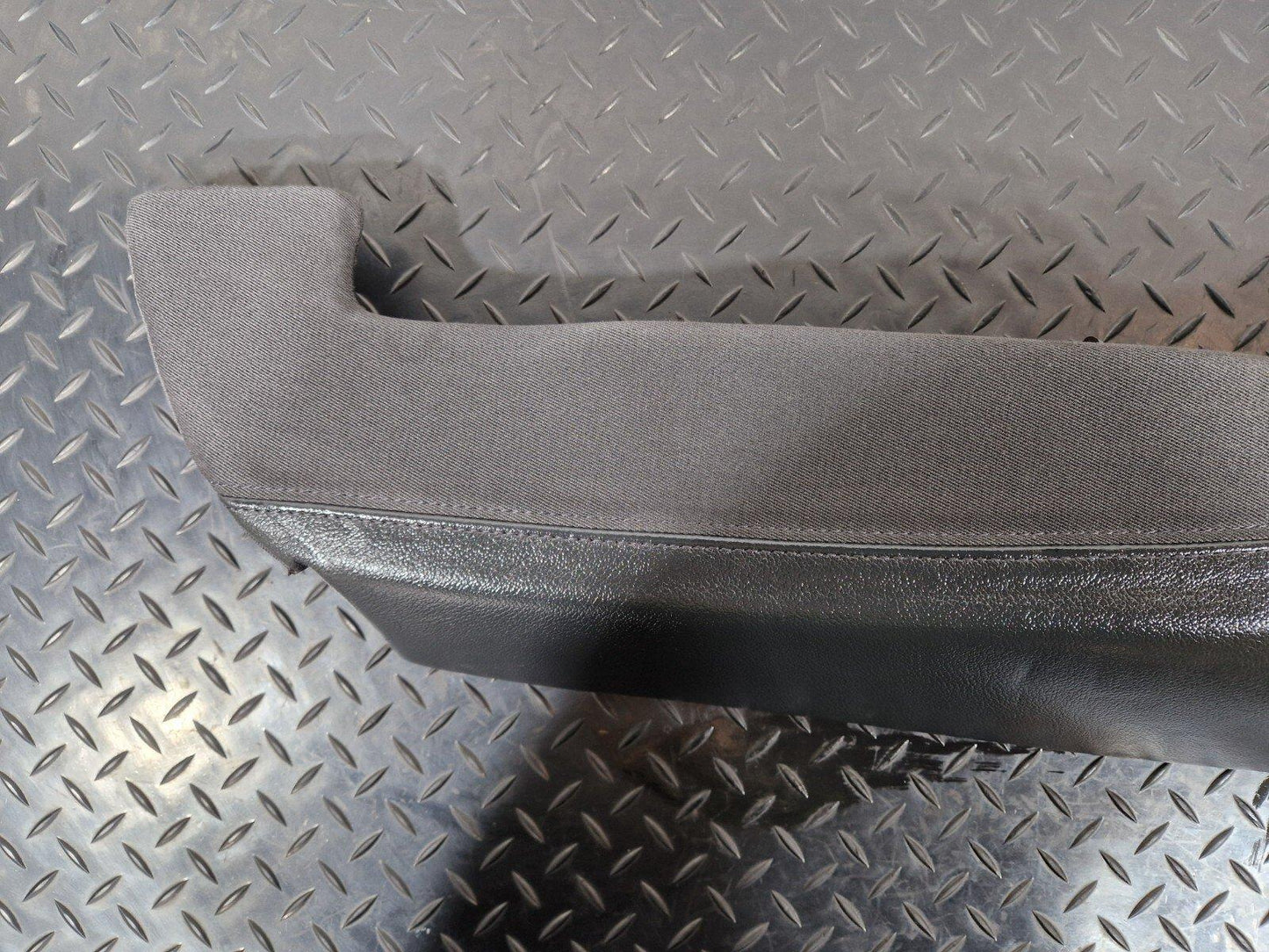 12-18 AUDI A6 C7 REAR SEAT BOLSTER DRIVER SIDE RIGHT 4G085704A