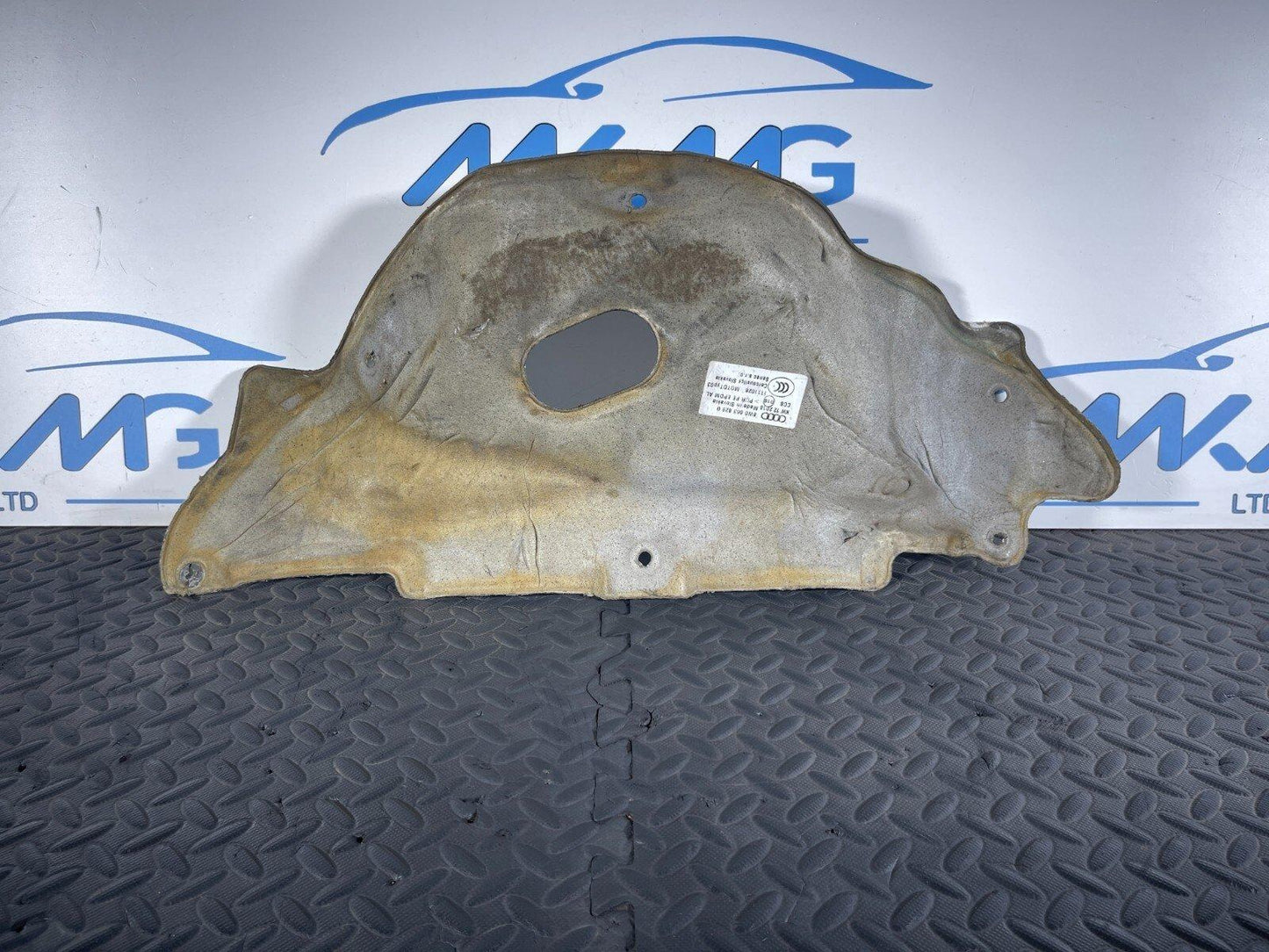 16-19 AUDI A4 B9 GENUINE HEAT DEFLECTOR HEAT SHIELD 8W0863829