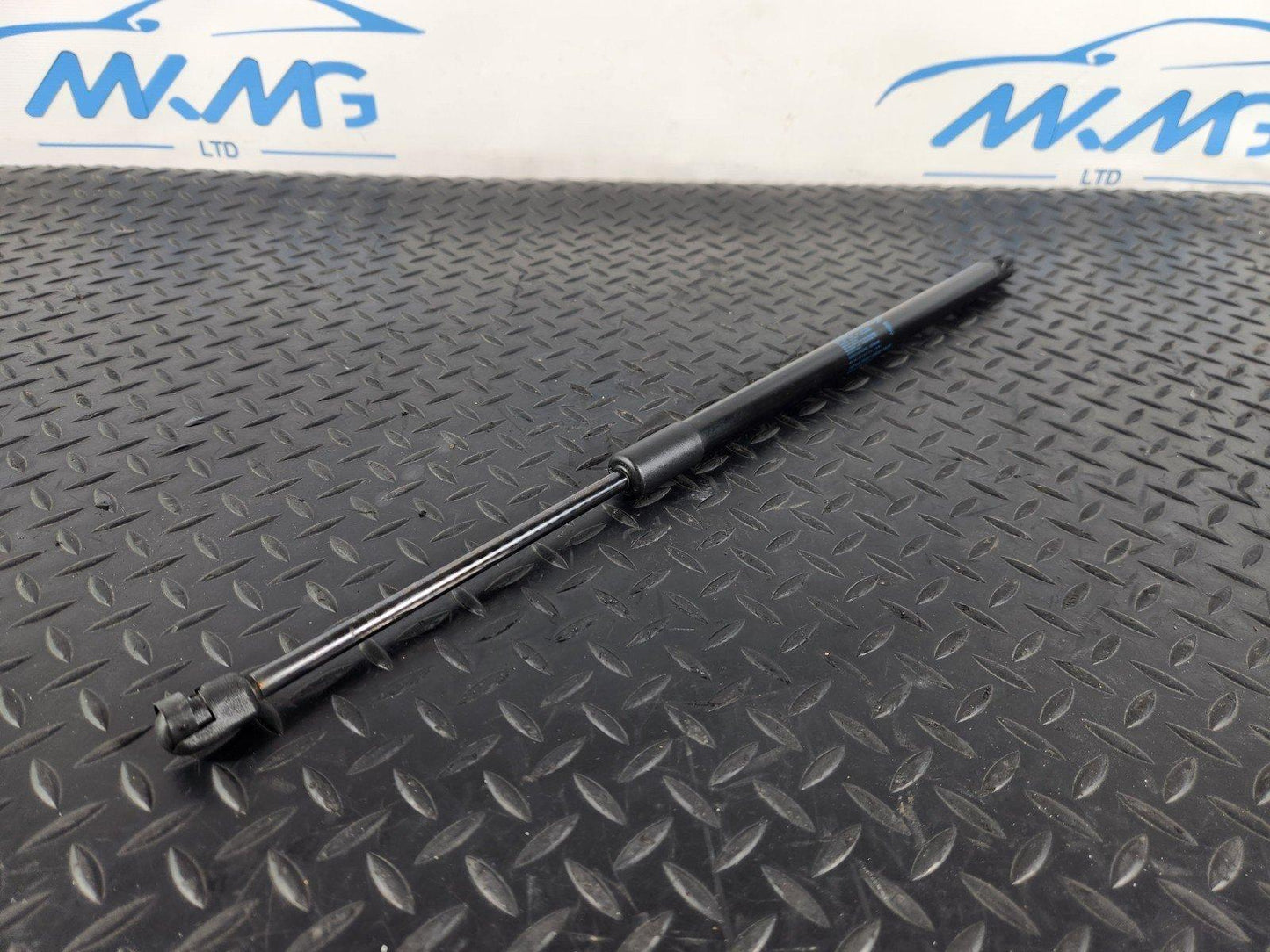 19-ON RANGE ROVER EVOQUE L551 GENUINE REAR TAILGATE STRUT K8D2-406A10-AB