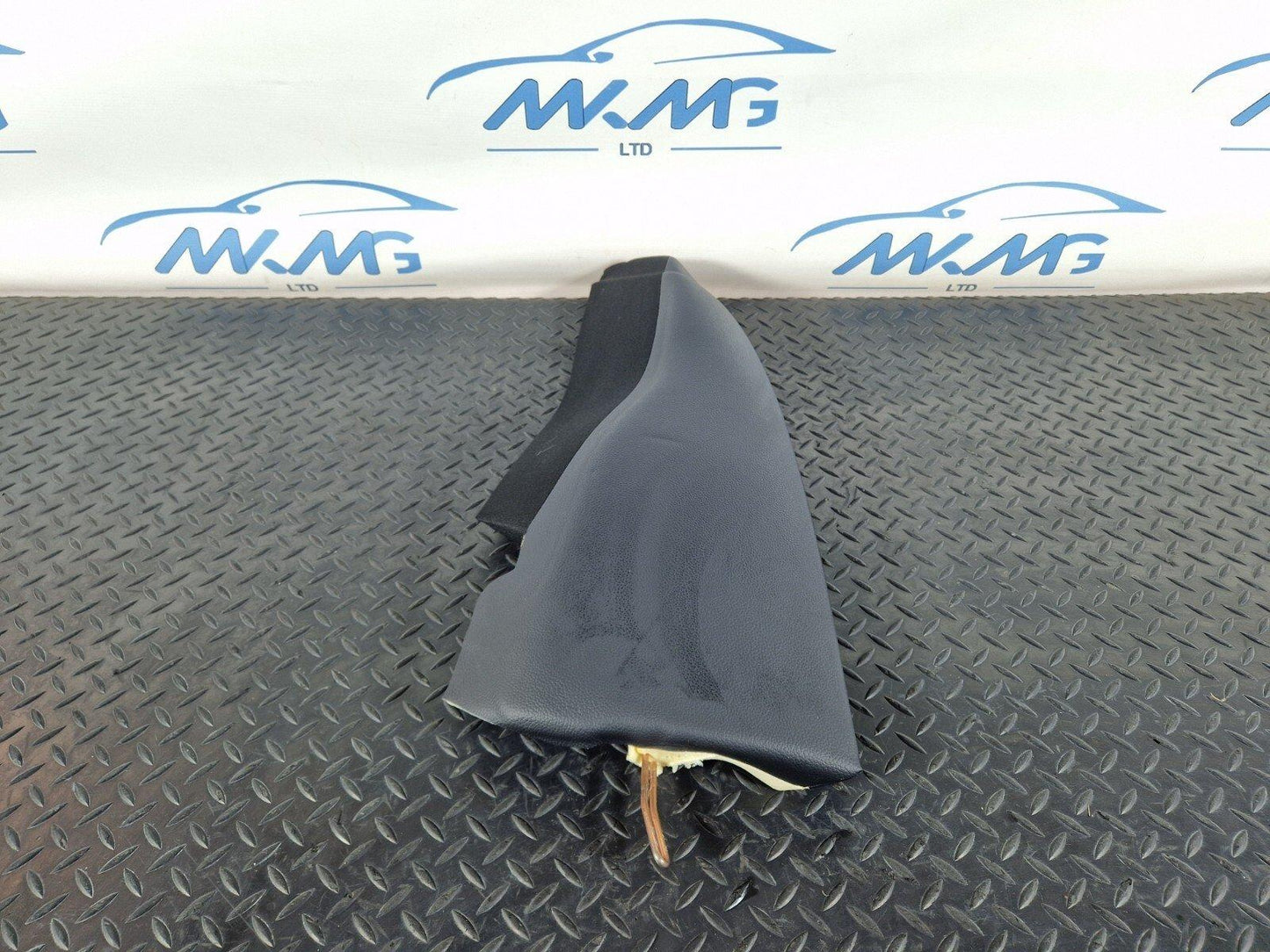 14-21 MERCEDES BENZ C200d W205 REAR SEAT BOLSTER PANEL LEFT SIDE N/S 504251021