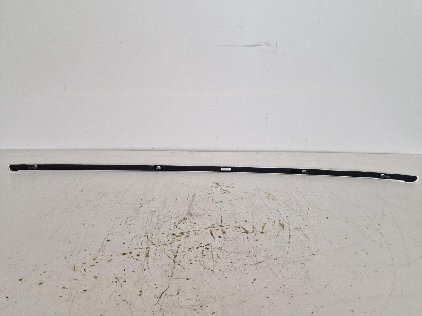 16-19 AUDI A4 B9 AVANT GENUINE ROOF RAIL ESTATE PASSENGER SIDE 8W8860021