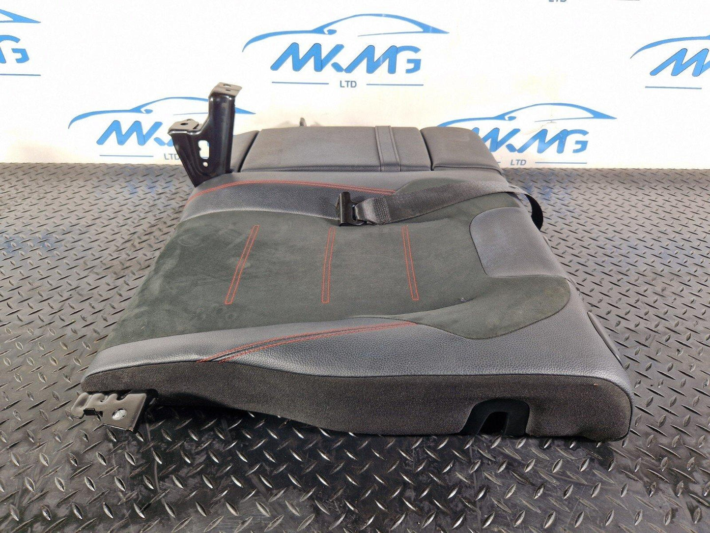 19-ON MERCEDES B CLASS W247 REAR LEFT SIDE DOUBLE SEAT HALF LEATHER BACKREST