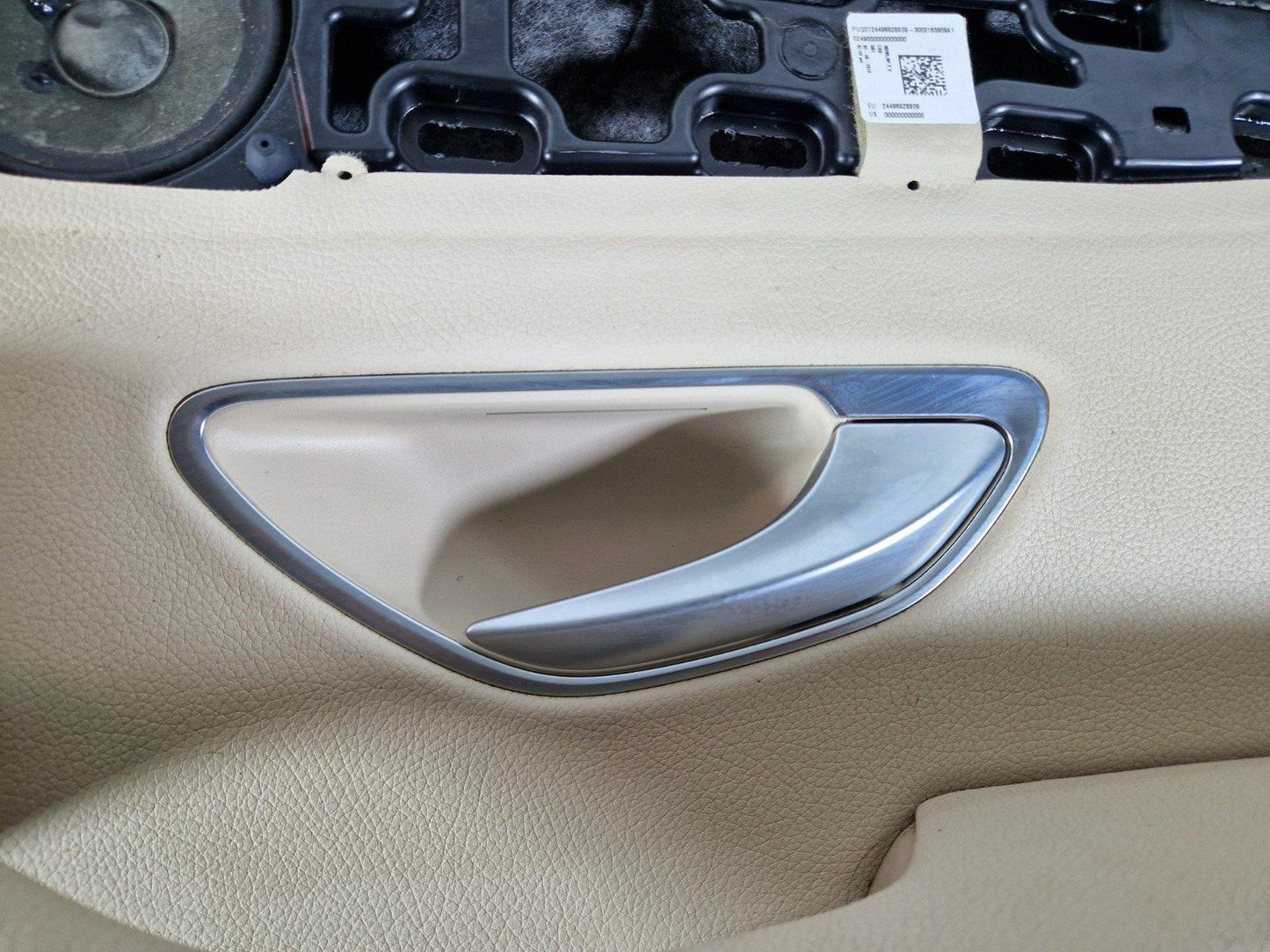 14-21 MERCEDES BENZ W205 GENUINE REAR RIGHT DOOR CARD PANEL A2057300270