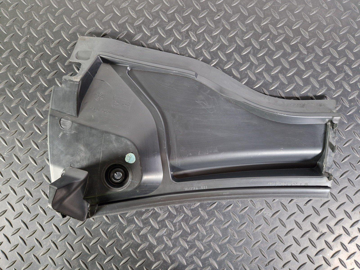 12-18 MERCEDES BENZ B-CLASS W246 GENUINE SCUTTLE PANEL A2468300800