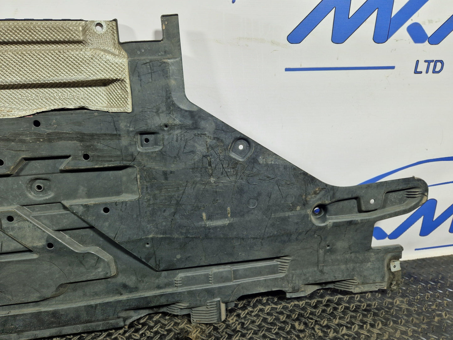 MERCEDES B CLASS W247 RIGHT O/S SIDE UNDERBODY COVER A2476800505 A1776808803