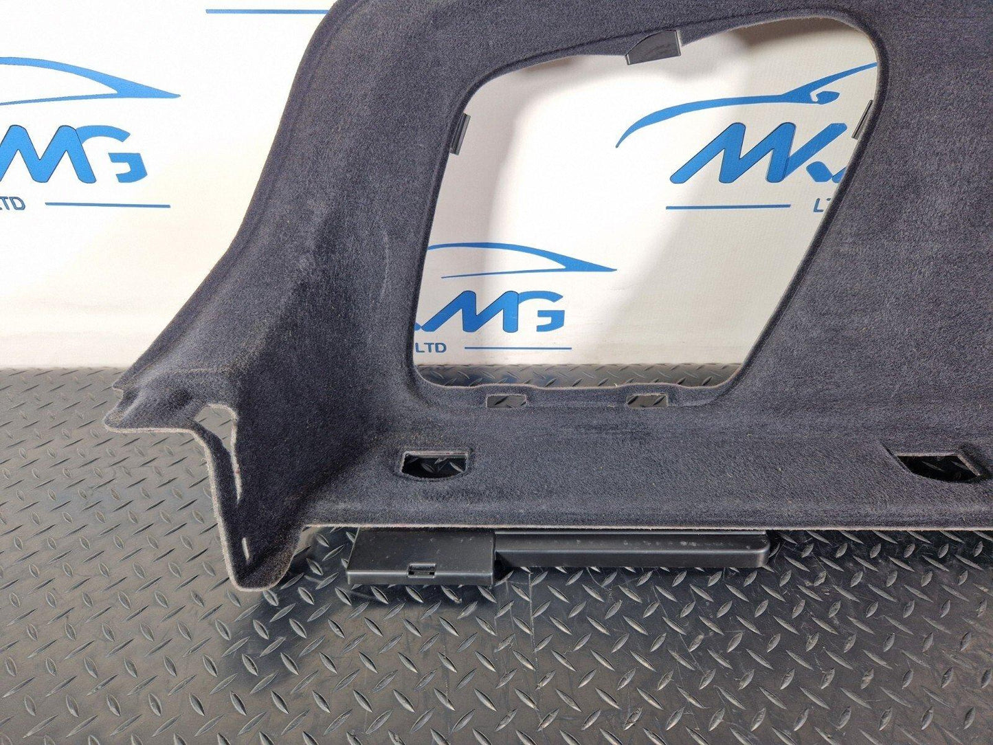 16-23 AUDI A5 F5 SPORTBACK S-LINE BOOT COMPARTMENT PANEL LEFT 8W8863879
