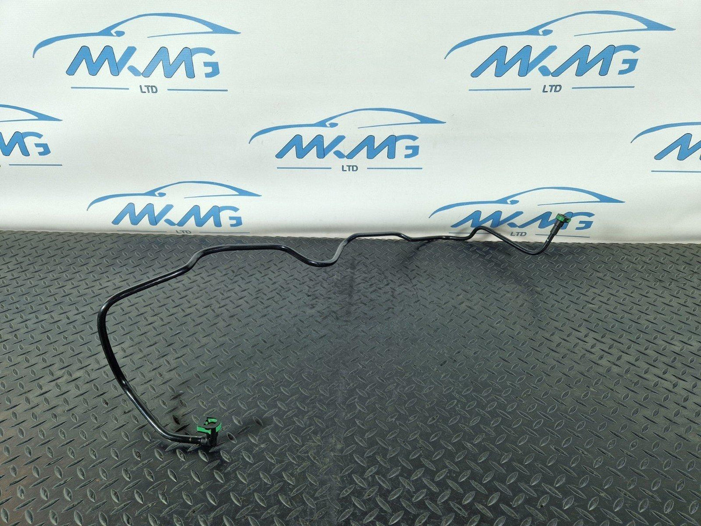 12-18 MERCEDES BENZ W176 GENUINE HOSE PIPE 7430637AA