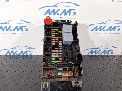 19-ON RANGE ROVER EVOQUE L551 GENUINE PASSENGER FUSE BOX M8D2-14A073-BA