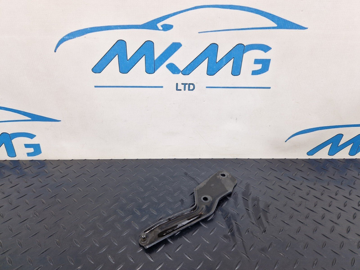 16-24 AUDI A5 F5 CONVERTIBLE GENUINE REAR LID SUSPENSION MOUNTING 8W7827603