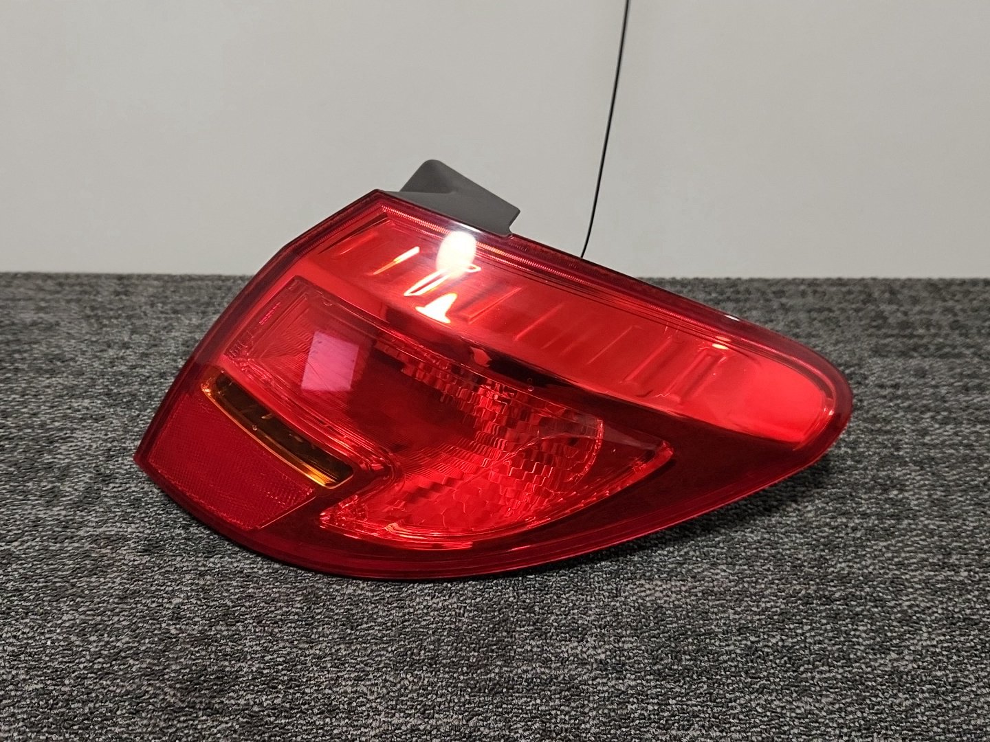 2011 Vauxhall Meriva MK2 (B) (4470) Genuine Rear Right O/S Outer Tail Light