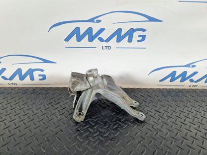 16-19 AUDI A4 AVANT B9 GENUINE RIGHT ENGINE MOUNT BRACKET 8W0199308H