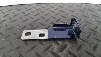 16-19 AUDI A4 B9 S-LINE GENUINE FRONT LEFT PASSENGER SIDE WING BRACKET 8W0821433