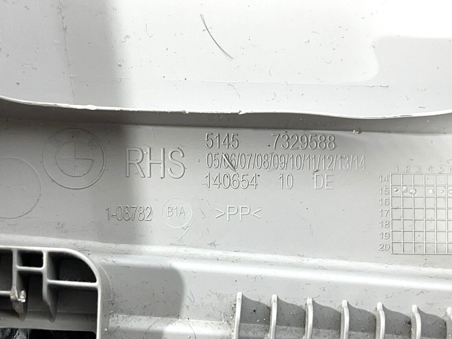 14-21 BMW 2 SERIES GRAN TOURER F45 F46  FRONT RIGHT SIDE B PILLAR TRIM 7329588