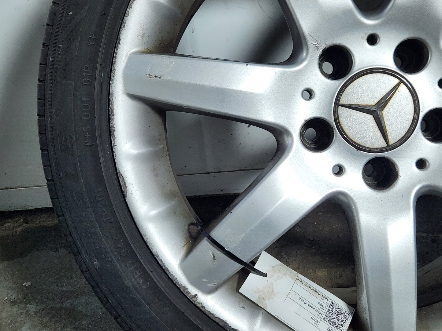 Mercedes C-Class W203 (FL) 17" Alloy Wheel with Tyre 225/45/17 ~3mm A2034011802
