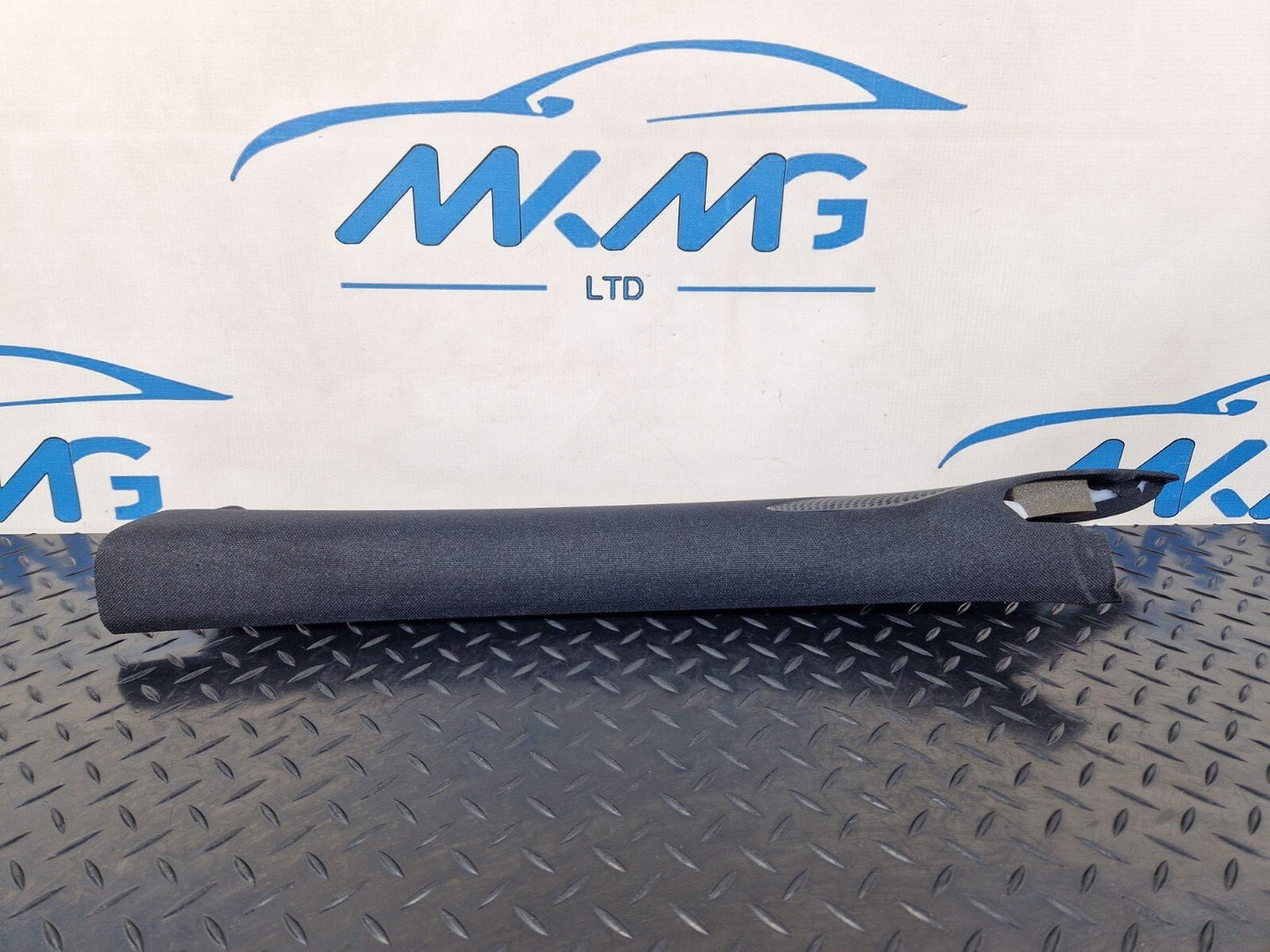 19-ON MERCEDES BENZ A CLASS LEFT SIDE A PILLAR TRIM COVER A1776900000