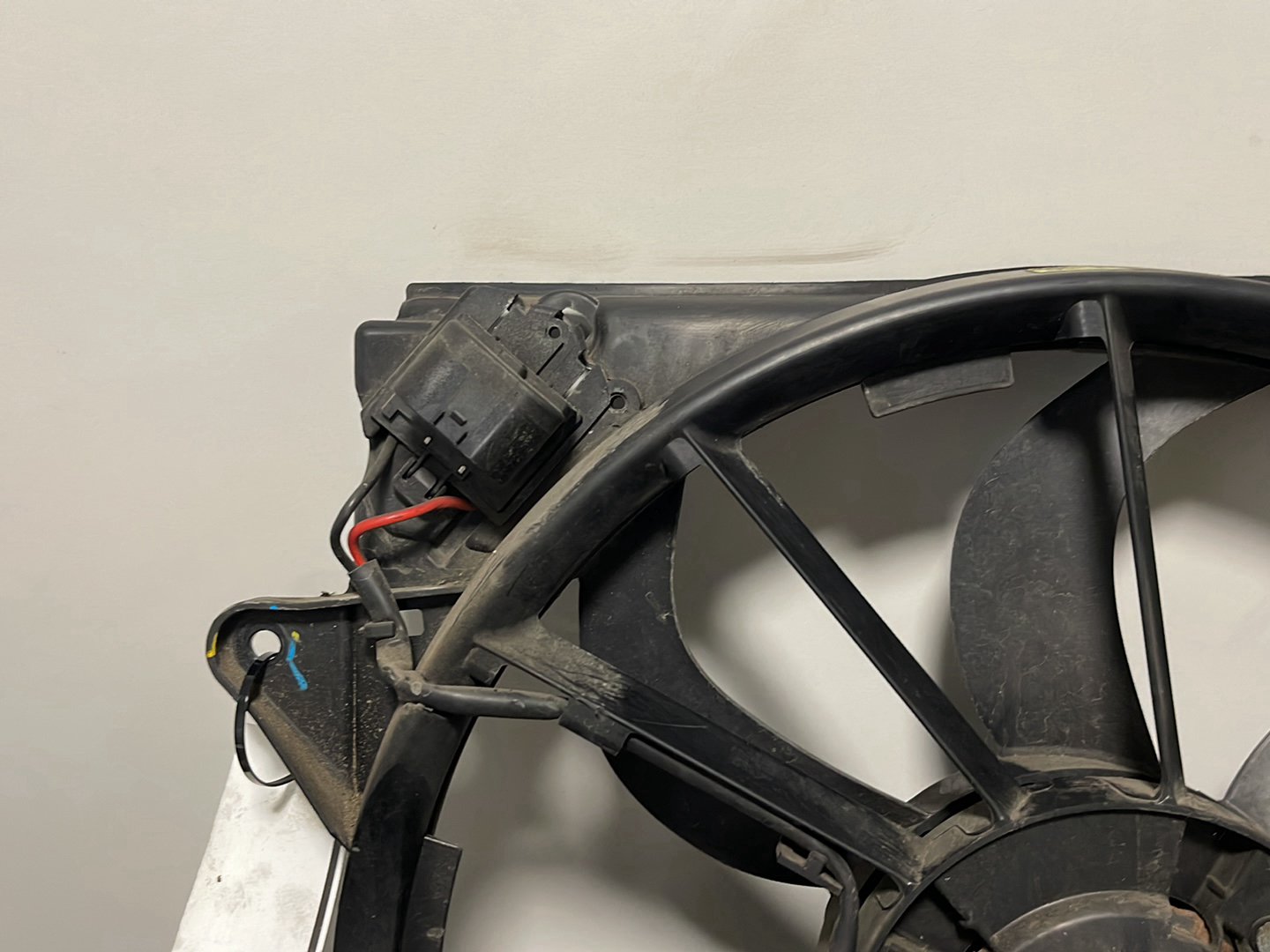 Vauxhall Mokka MK1 (G1U0) SUV 1.6 Diesel Genuine Cooling Radiator Fan F00S310362