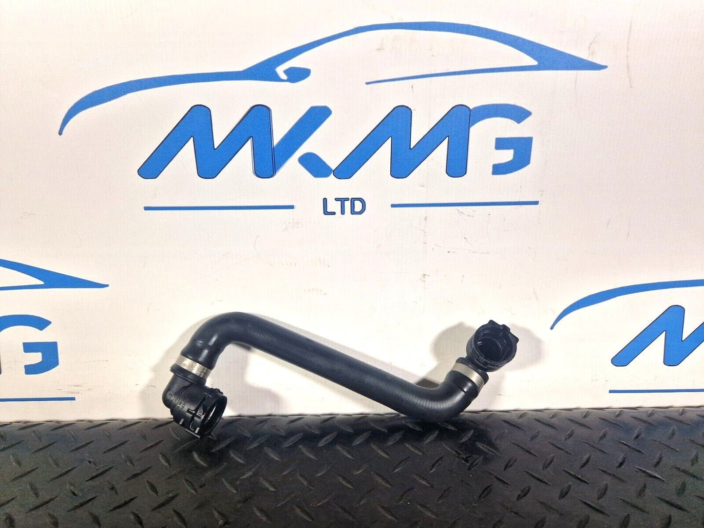 19-ON MERCEDES BENZ A CLASS EQ W177 WATER COOLANT RADIATOR PIPE A2475011164