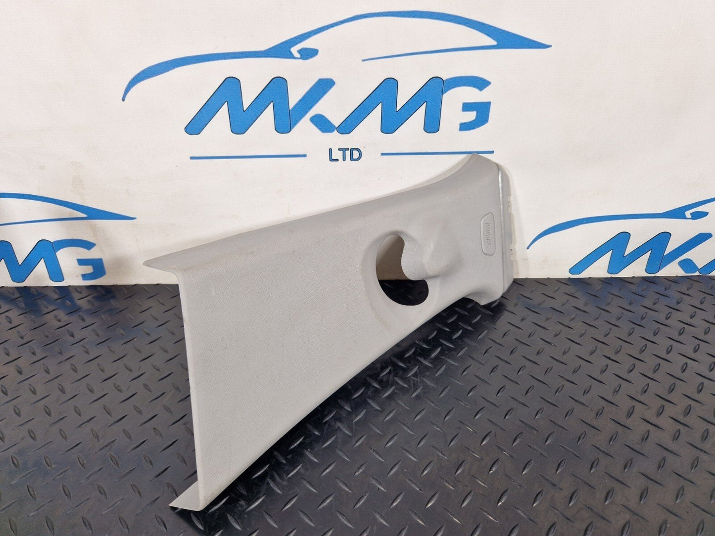 16-22 BMW X1 F48 GENUINE LEFT PASSENGER SIDE B-PILLAR TRIM 7332815