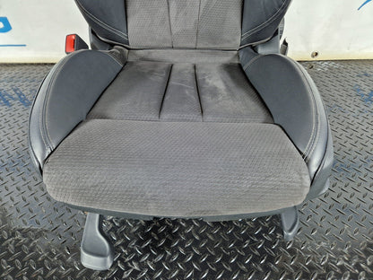 16-19 AUDI A4 B9 S-LINE FRONT PASSENGER HEATED HALF LEATHER SEAT