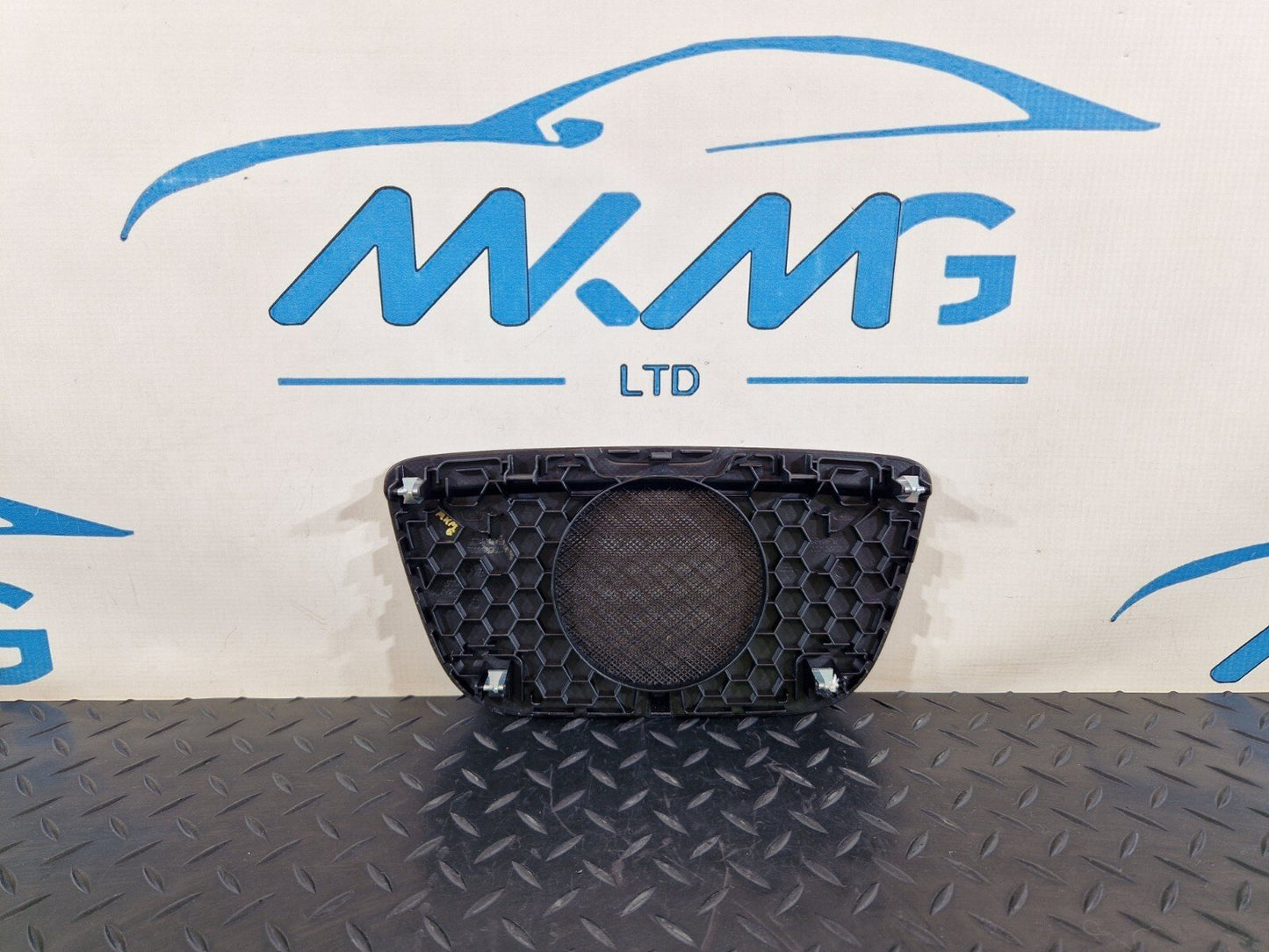 18-ON MERCEDES BENZ A CLASS W177 DASHBOARD TOP SPEAKER COVER TRIM A1776801000
