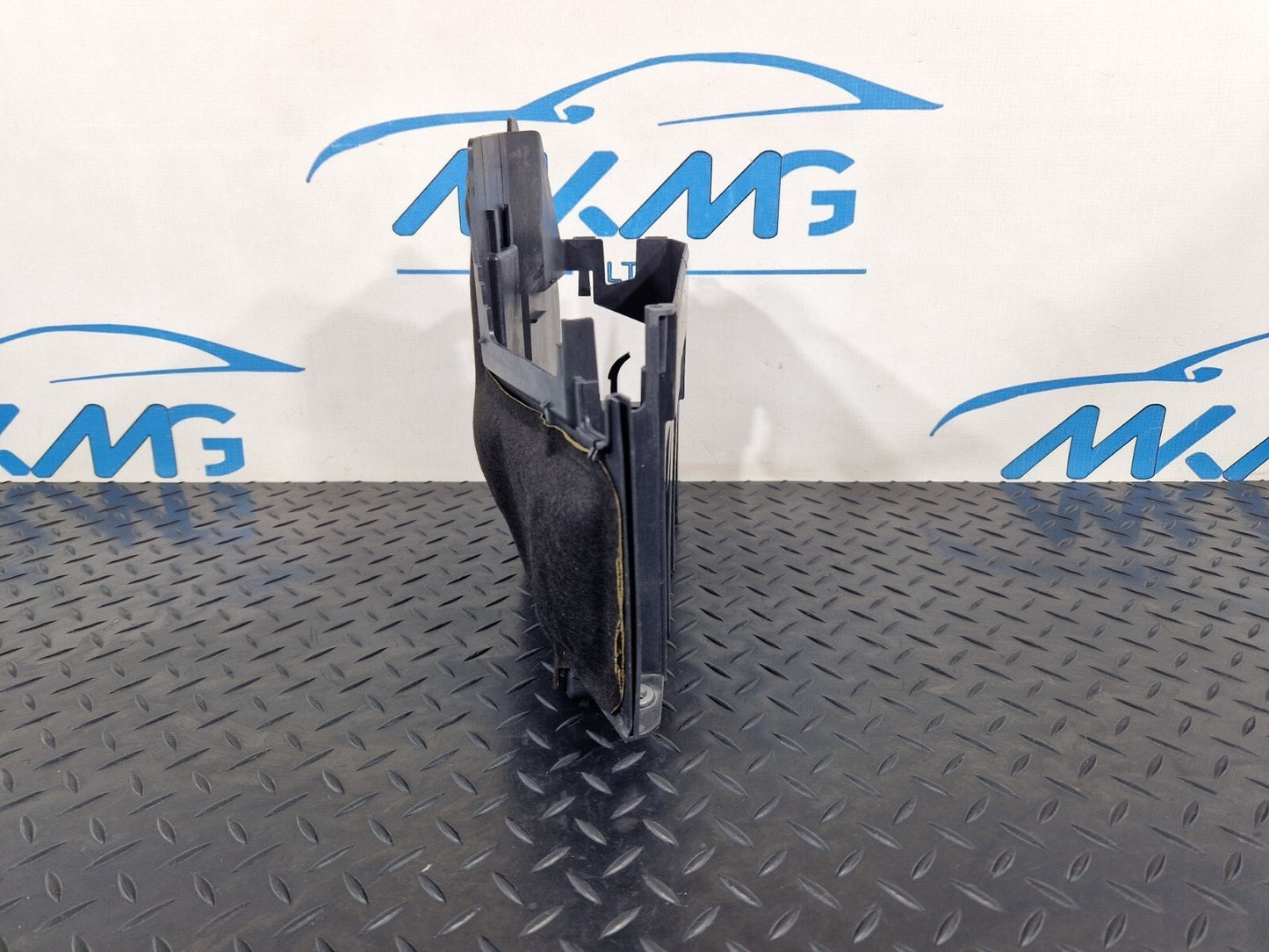 14-21 BMW 2 SERIES GRAN TOURER F45 F46 ECU ENGINE CONTROL HOLDER BOX 8581370