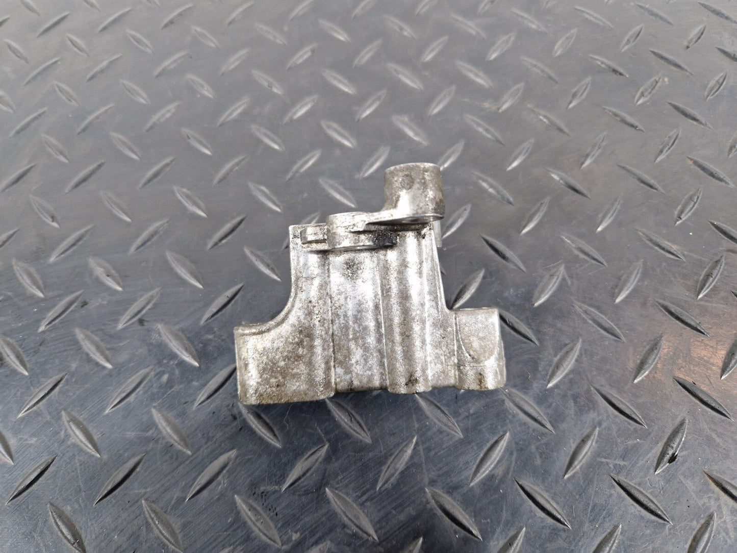 19-ON MERCEDES BENZ B CLASS W247 EXHAUST COOLER BRACKET HOLDER MOUNT A6541420900