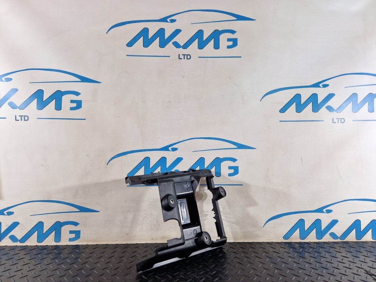 Audi Q7 4M engine control unit bracket holder 4M0907650B
