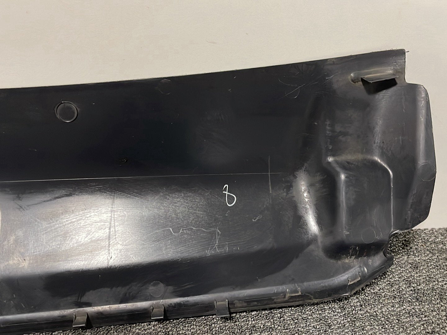 Audi A4 B9 Genuine Slam Panel Frame Plastic Upper Radiator Trim 8W0807081