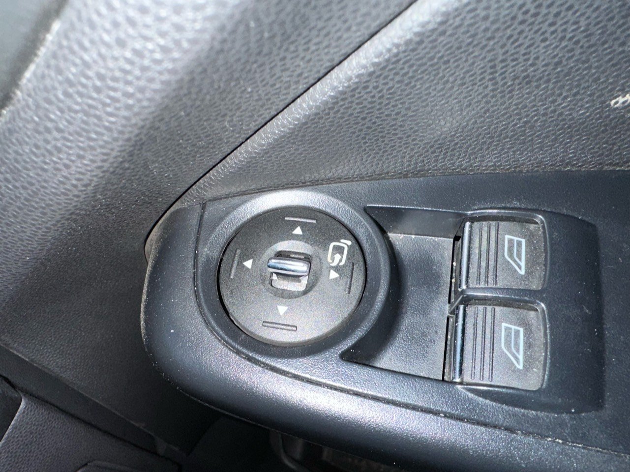 2014 Ford Fiesta MK6 WF0RXXGAKREY26572