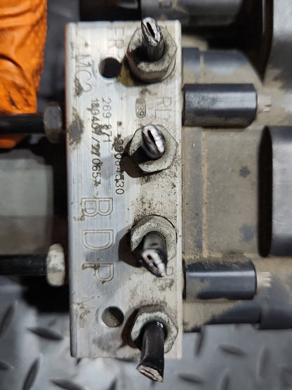 Vauxhall Corsa MK4 (E) (4500) Hatchback Genuine ABS Pump Modulator 39084530